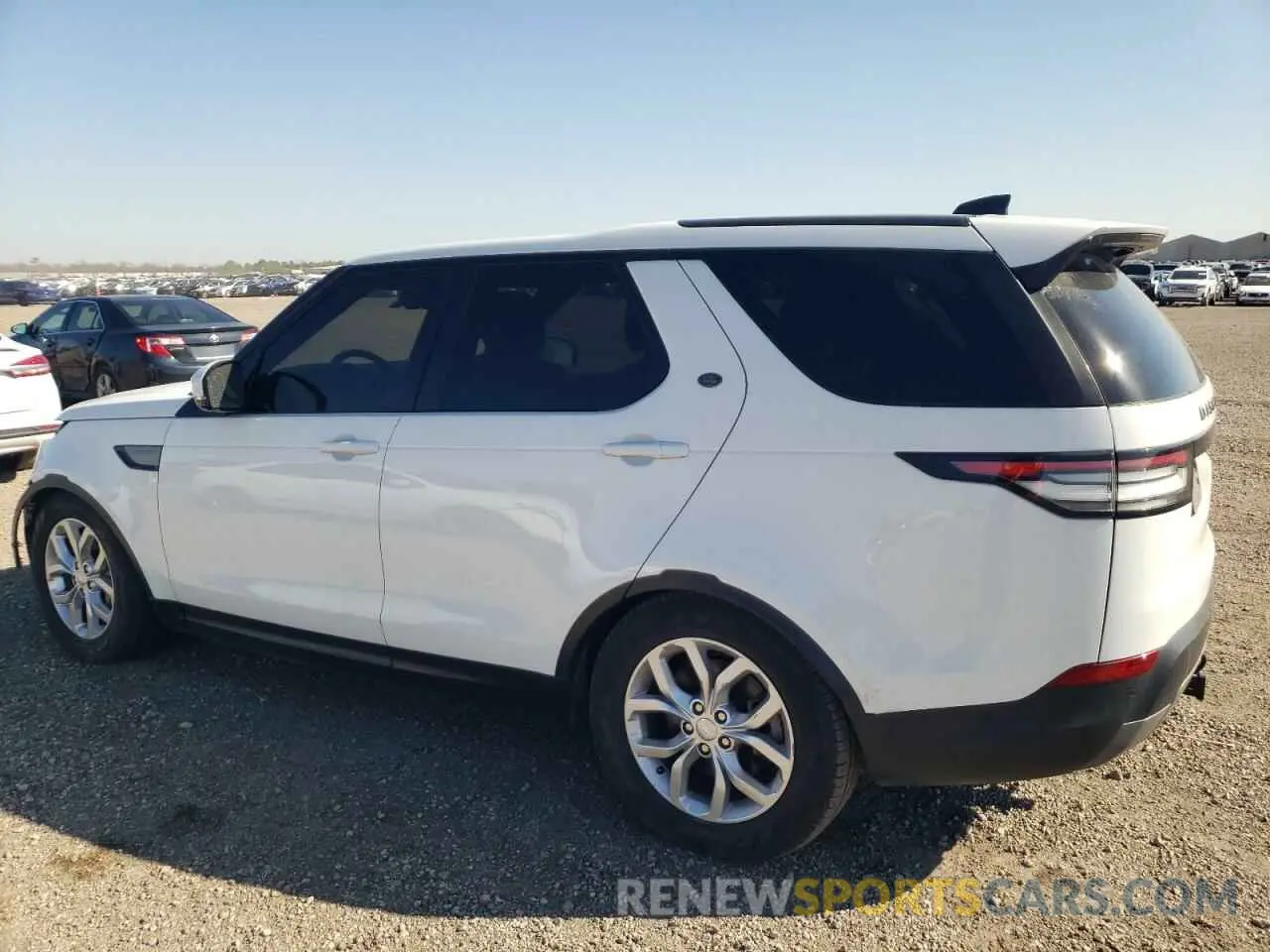 2 fotografías del automóvil dañado SALRG2RV7K2401414 LAND ROVER DISCOVERY 2019