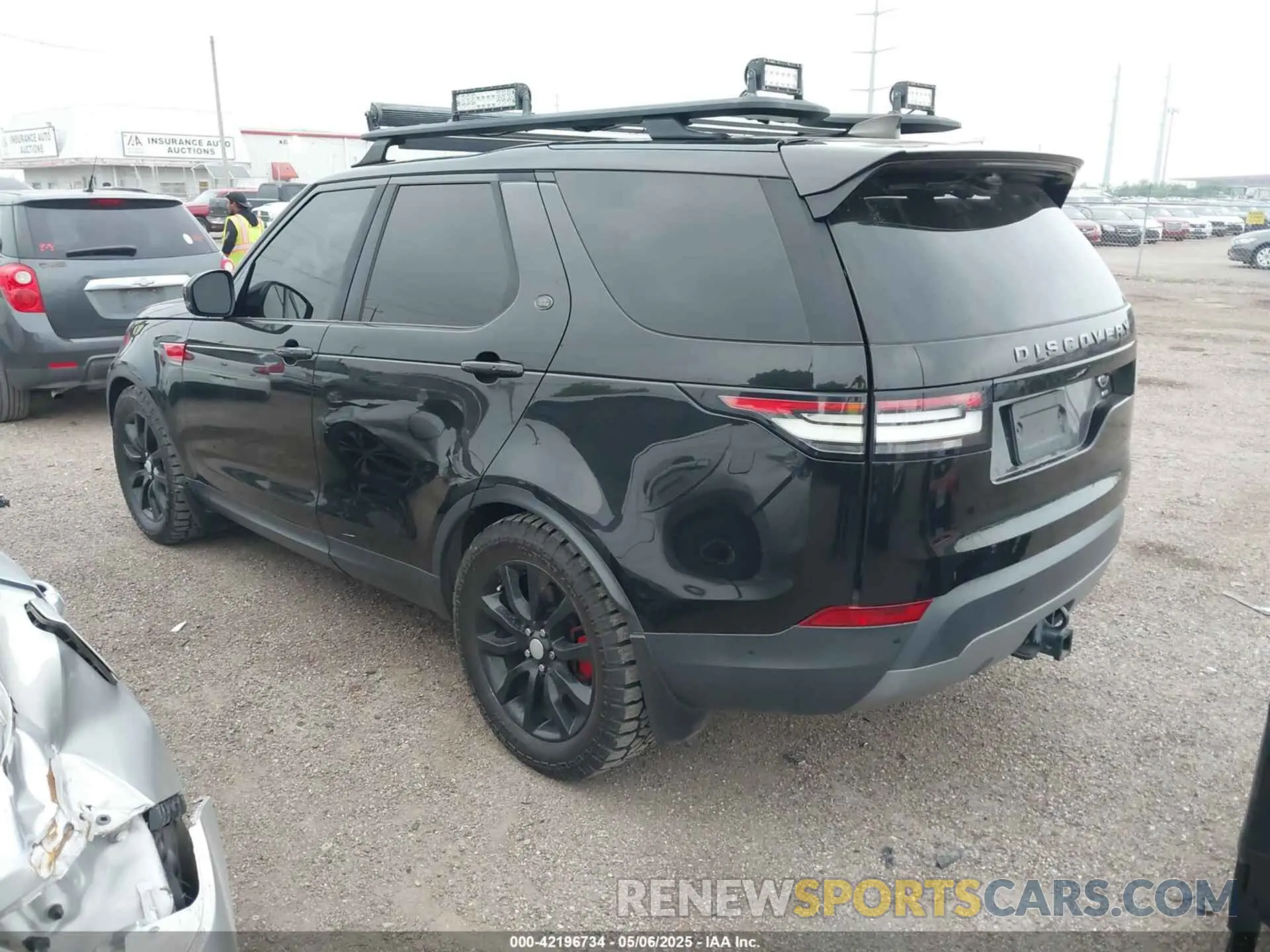 3 fotografías del automóvil dañado SALRG2RV9K2400992 LAND ROVER DISCOVERY 2019