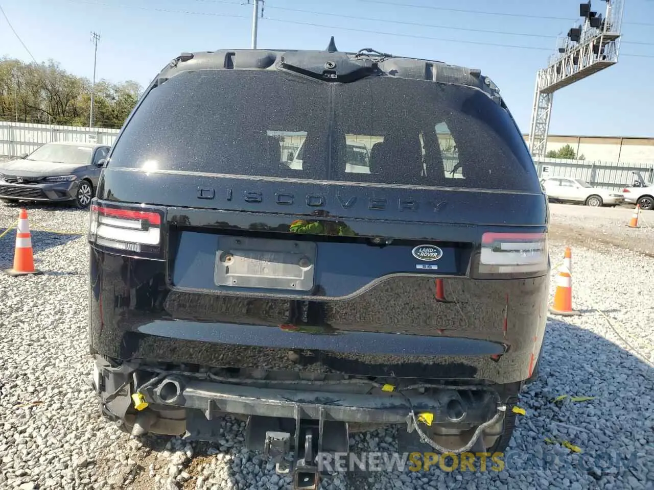 6 fotografías del automóvil dañado SALRG2RV9K2413967 LAND ROVER DISCOVERY 2019