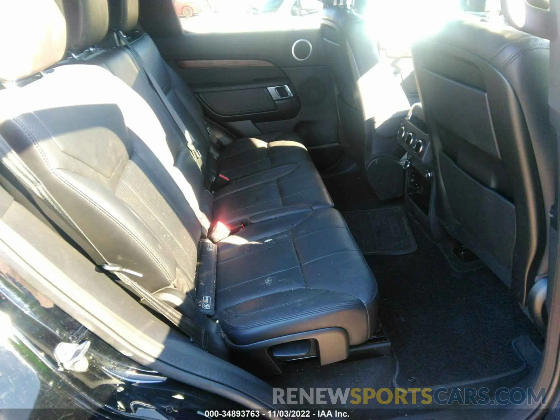 8 fotografías del automóvil dañado SALRR2RV2K2414453 LAND ROVER DISCOVERY 2019