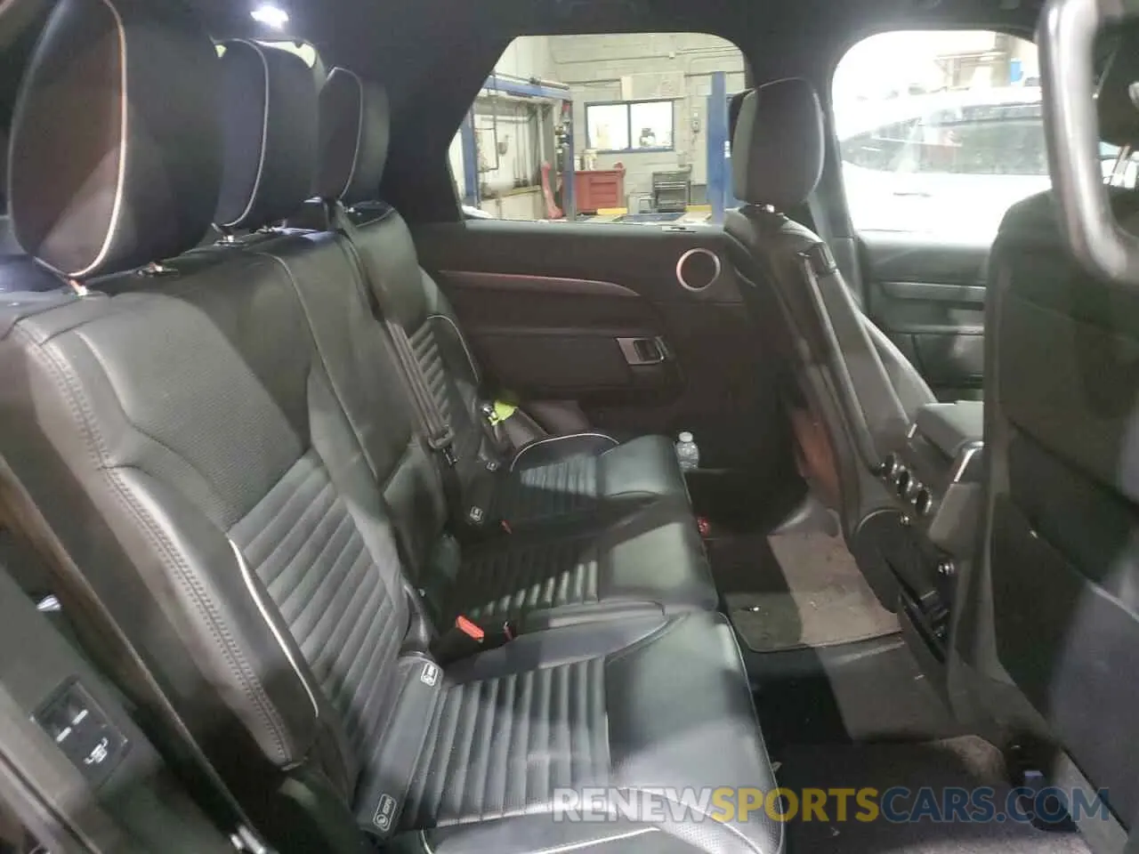 11 fotografías del automóvil dañado SALRR2RV6KA082801 LAND ROVER DISCOVERY 2019