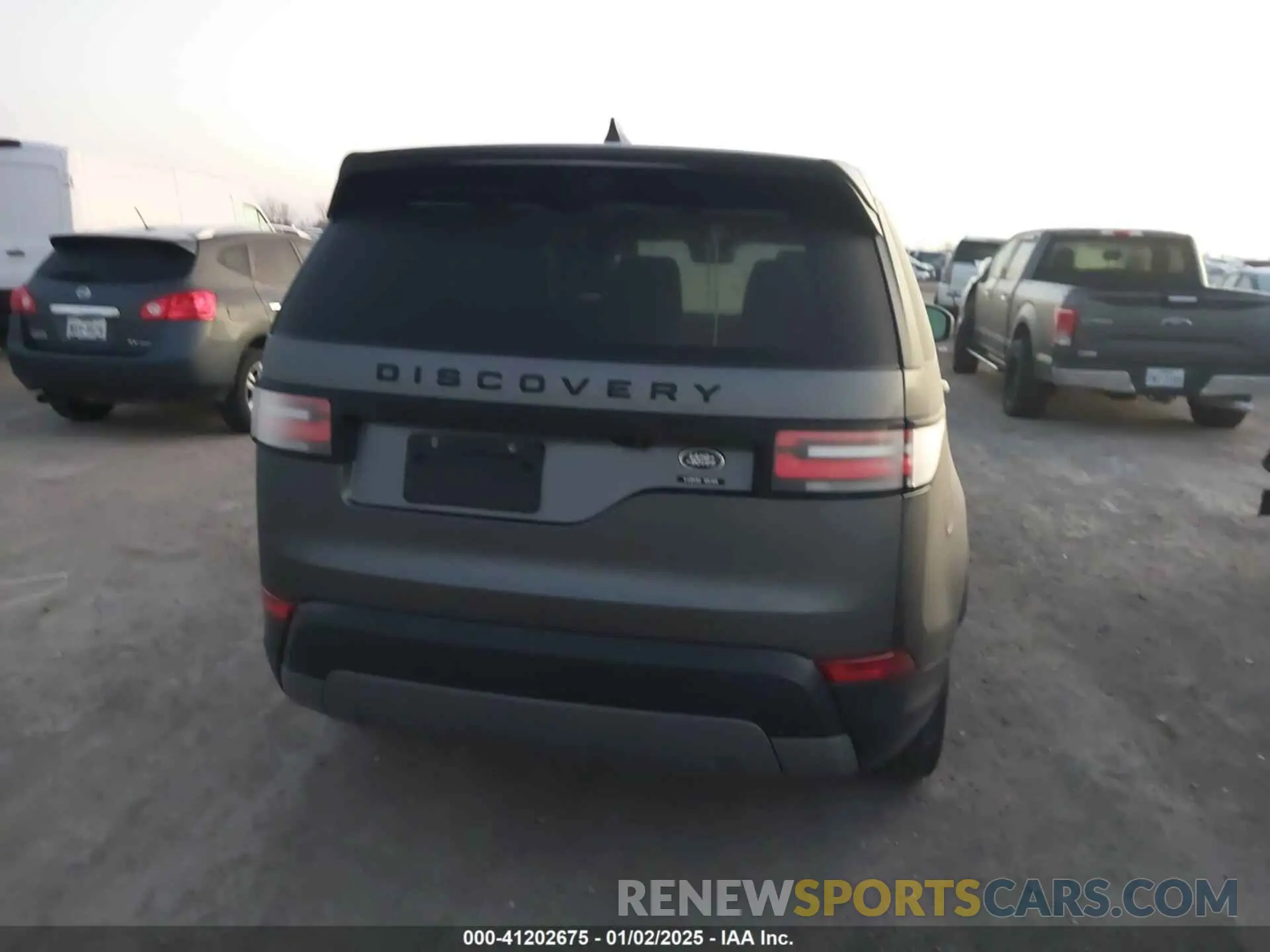 16 fotografías del automóvil dañado SALRT2RV2K2407830 LAND ROVER DISCOVERY 2019