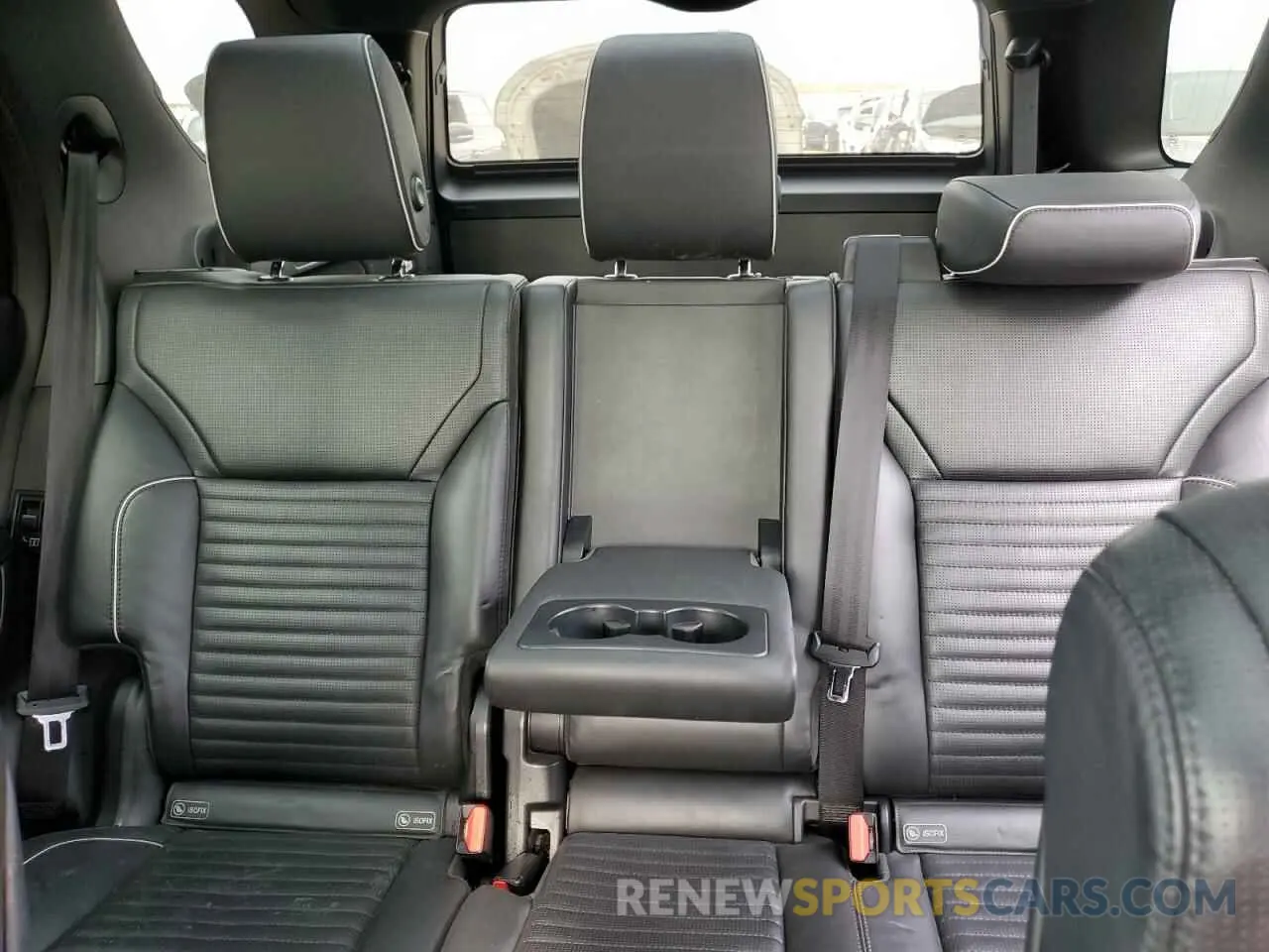 10 fotografías del automóvil dañado SALRT2RV3K2400921 LAND ROVER DISCOVERY 2019