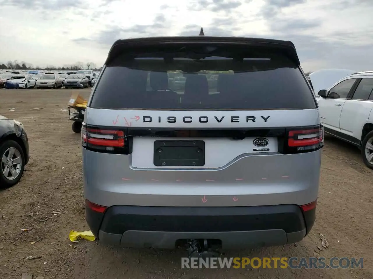 6 fotografías del automóvil dañado SALRT2RV3K2400921 LAND ROVER DISCOVERY 2019