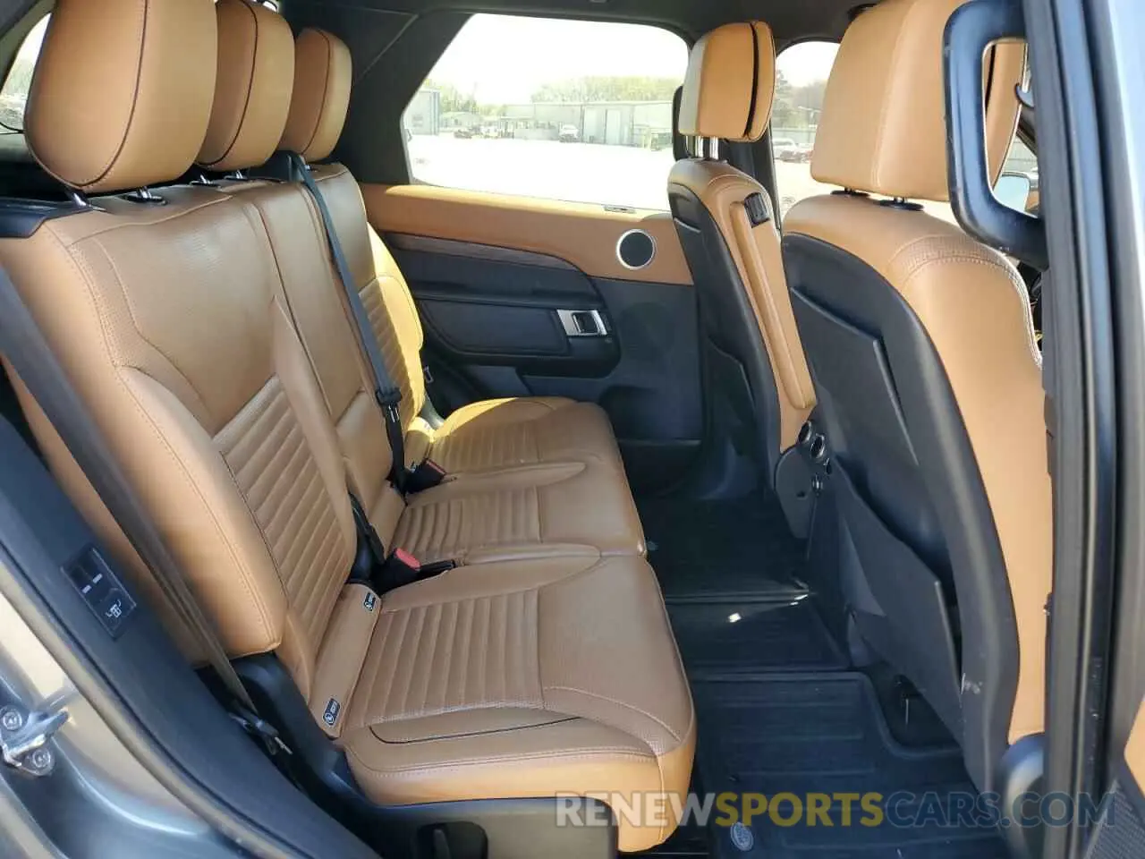 12 fotografías del automóvil dañado SALRT2RV3K2403446 LAND ROVER DISCOVERY 2019
