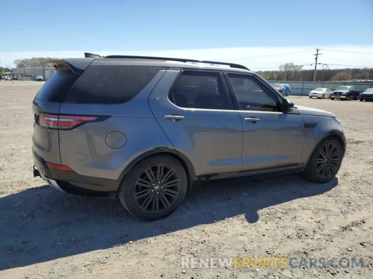 3 fotografías del automóvil dañado SALRT2RV3K2403446 LAND ROVER DISCOVERY 2019