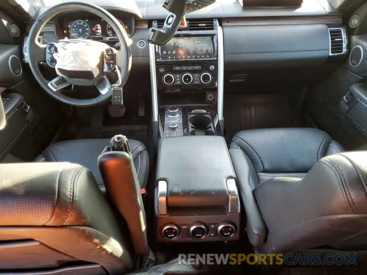 8 fotografías del automóvil dañado SALRT2RV7K2413221 LAND ROVER DISCOVERY 2019