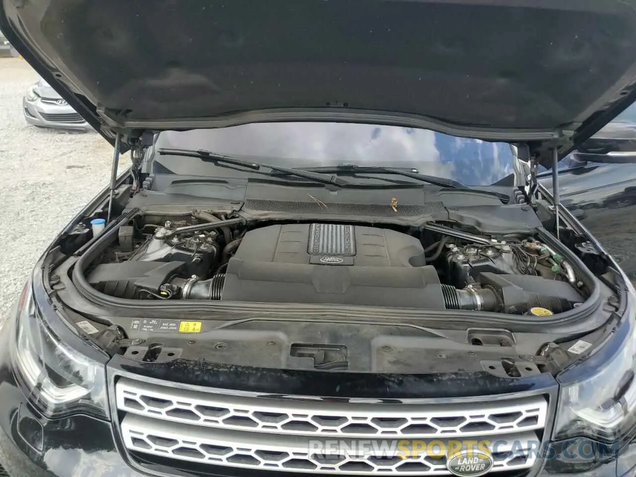 13 fotografías del automóvil dañado SALRT2RVXK2414315 LAND ROVER DISCOVERY 2019