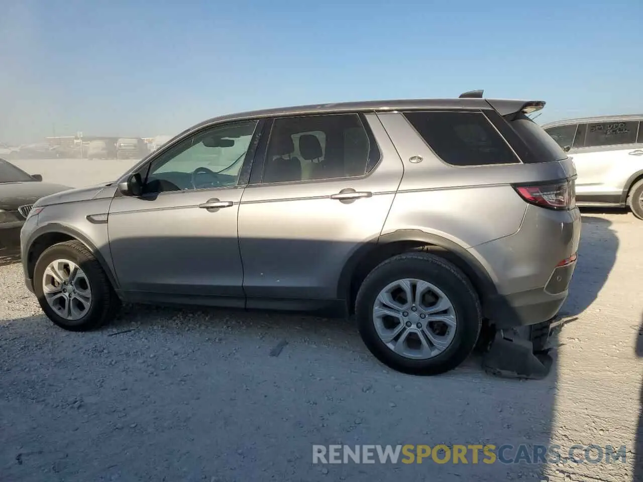 2 fotografías del automóvil dañado SALCJ2FX2LH850611 LAND ROVER DISCOVERY 2020