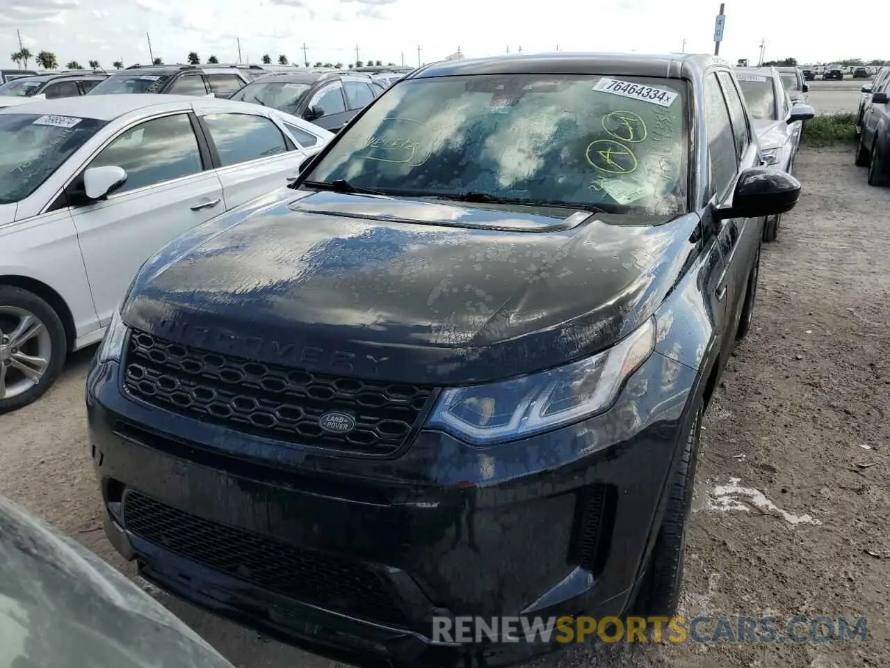 5 fotografías del automóvil dañado SALCL2FX2LH833088 LAND ROVER DISCOVERY 2020