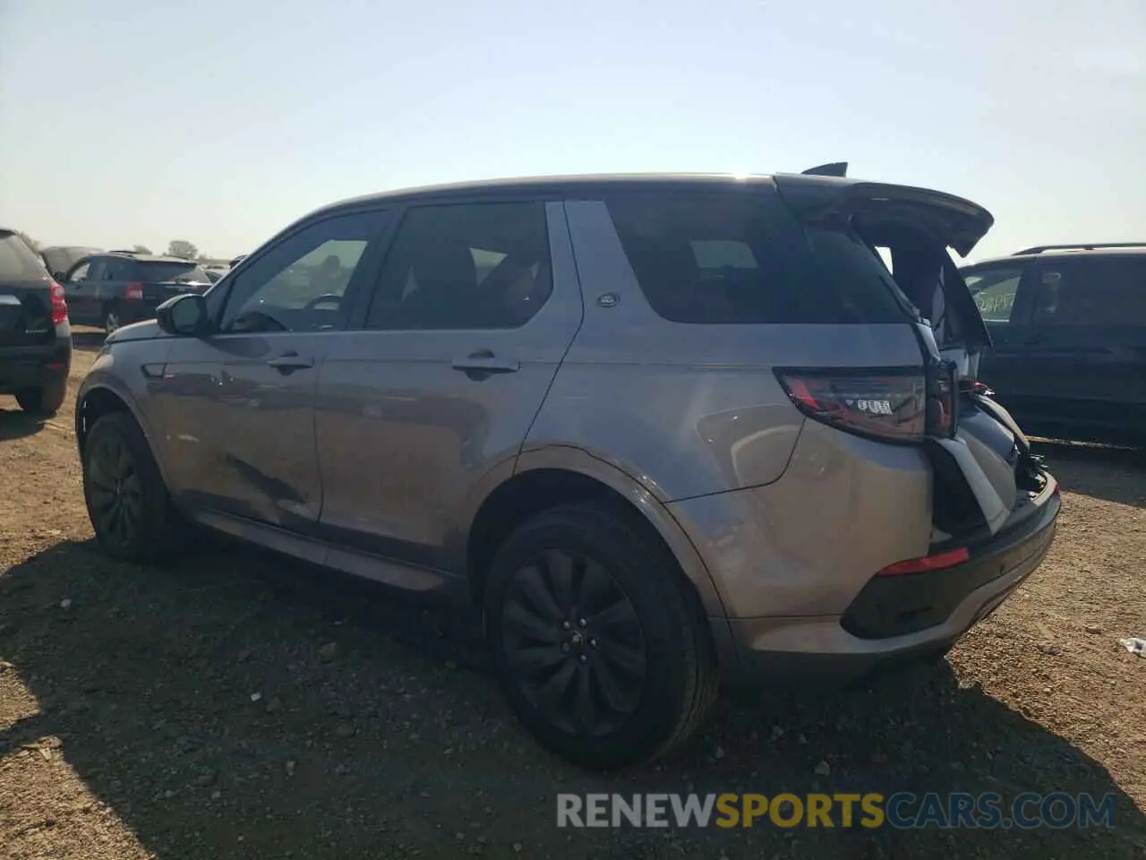 2 fotografías del automóvil dañado SALCL2FX6LH880205 LAND ROVER DISCOVERY 2020