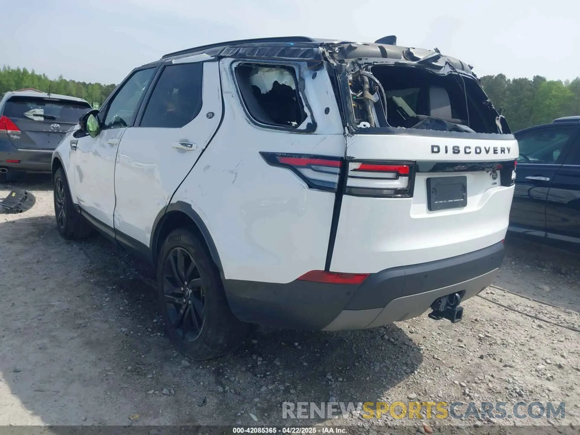 3 fotografías del automóvil dañado SALRG2RV0L2419318 LAND ROVER DISCOVERY 2020