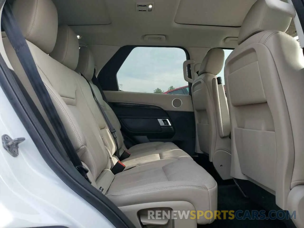 11 fotografías del automóvil dañado SALRG2RV0L2426088 LAND ROVER DISCOVERY 2020