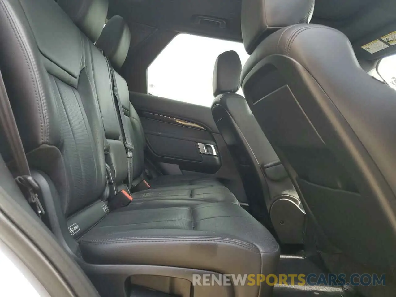 11 fotografías del automóvil dañado SALRG2RV2L2429333 LAND ROVER DISCOVERY 2020
