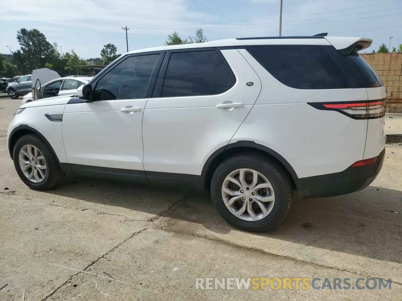 2 fotografías del automóvil dañado SALRG2RV2L2429333 LAND ROVER DISCOVERY 2020