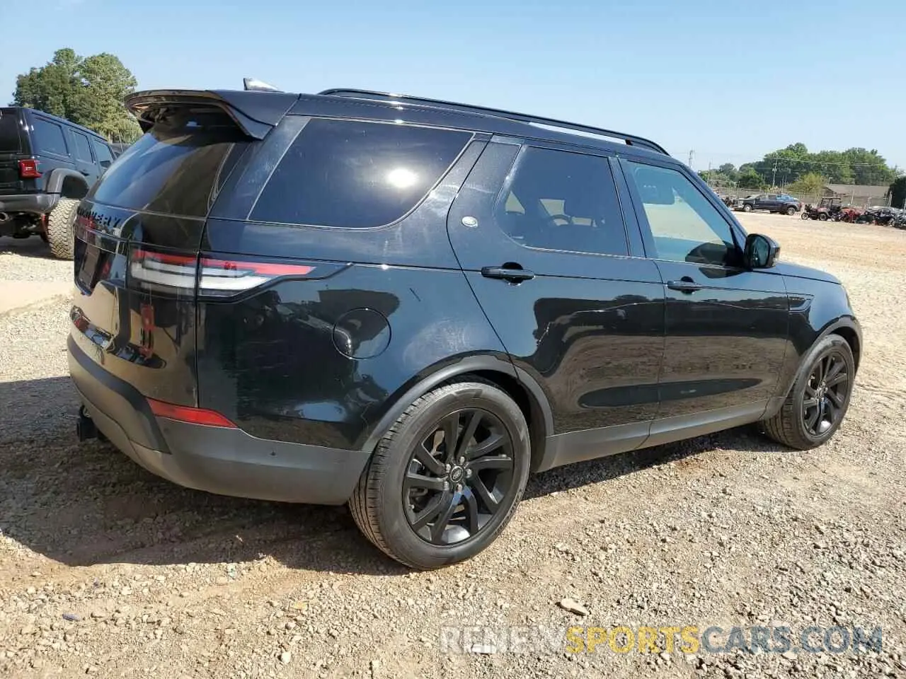 3 fotografías del automóvil dañado SALRG2RV4L2431312 LAND ROVER DISCOVERY 2020