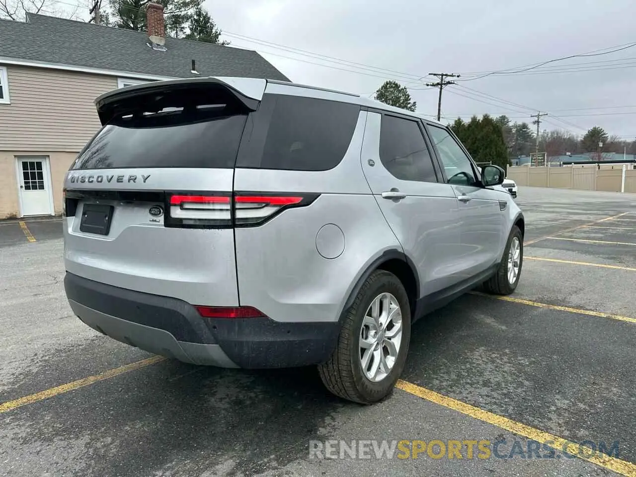 3 fotografías del automóvil dañado SALRG2RV5L2422148 LAND ROVER DISCOVERY 2020