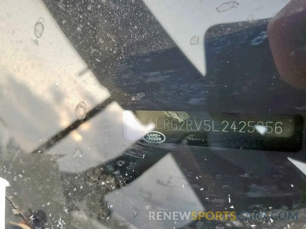13 fotografías del automóvil dañado SALRG2RV5L2425356 LAND ROVER DISCOVERY 2020