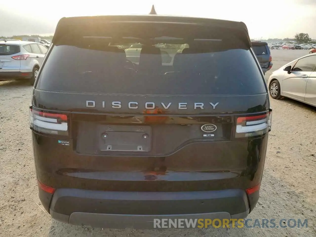 6 fotografías del automóvil dañado SALRG2RV5L2425356 LAND ROVER DISCOVERY 2020