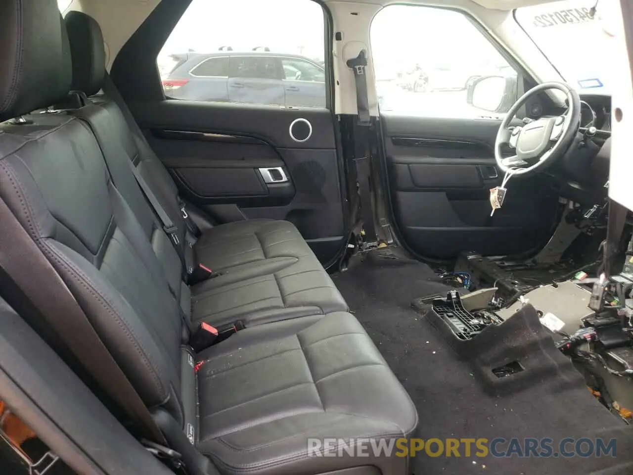 6 fotografías del automóvil dañado SALRG2RV8L2428980 LAND ROVER DISCOVERY 2020