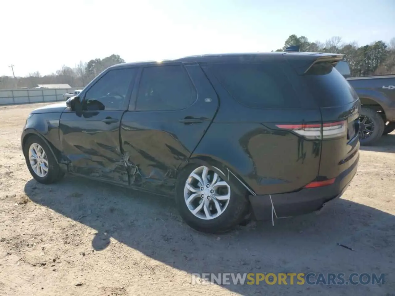 2 fotografías del automóvil dañado SALRG2RV9L2428325 LAND ROVER DISCOVERY 2020