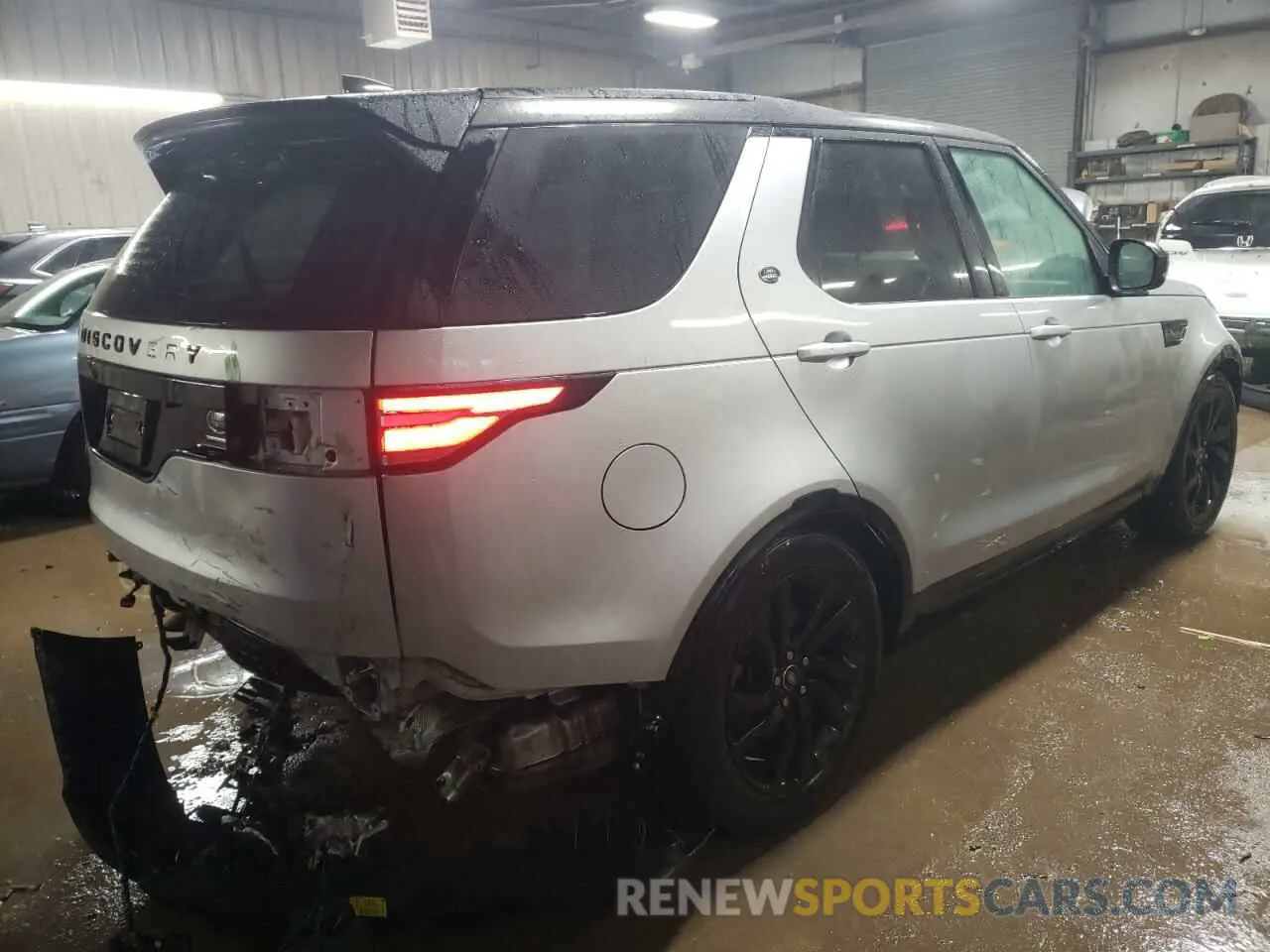 3 fotografías del automóvil dañado SALRU2RV9L2436403 LAND ROVER DISCOVERY 2020