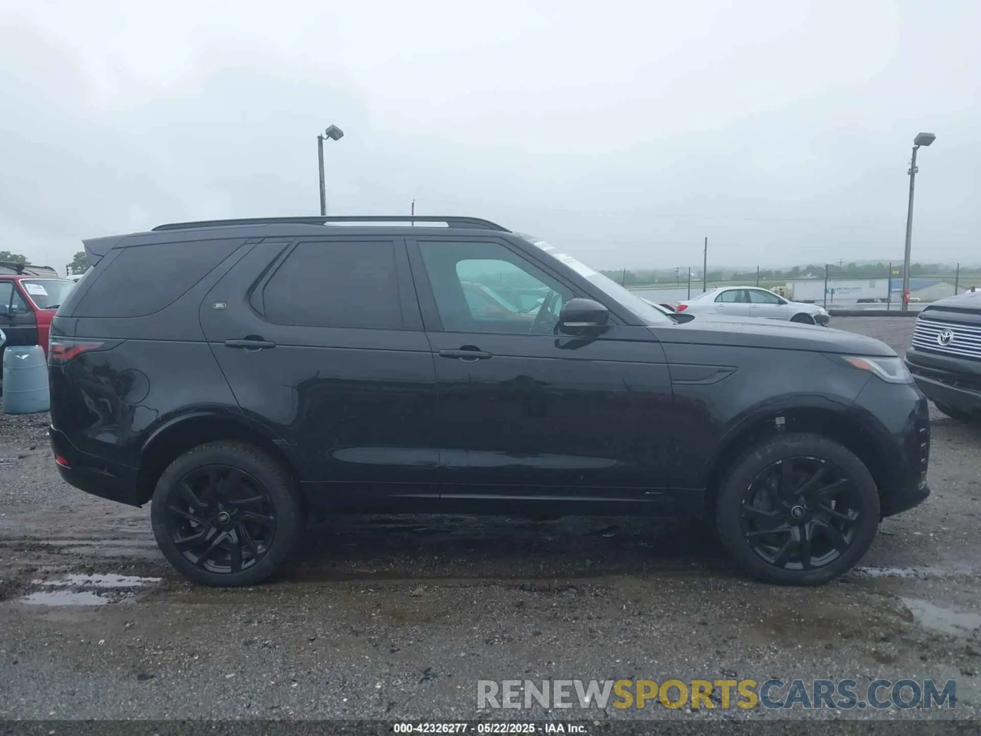 13 fotografías del automóvil dañado SALRM4RU5M2452392 LAND ROVER DISCOVERY 2021