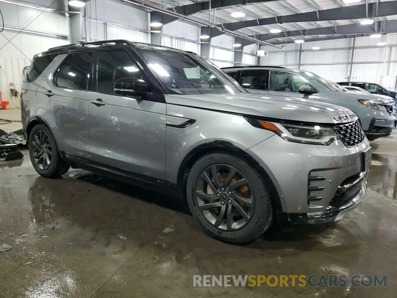 4 fotografías del automóvil dañado SALRT2RX9M2452400 LAND ROVER DISCOVERY 2021