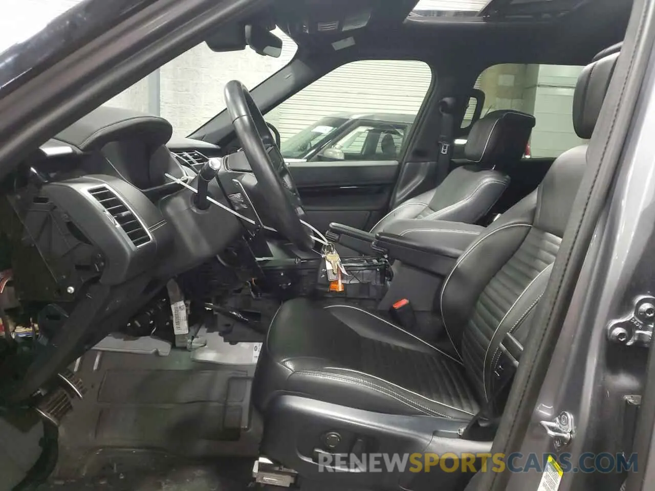 7 fotografías del automóvil dañado SALRT2RX9M2452400 LAND ROVER DISCOVERY 2021