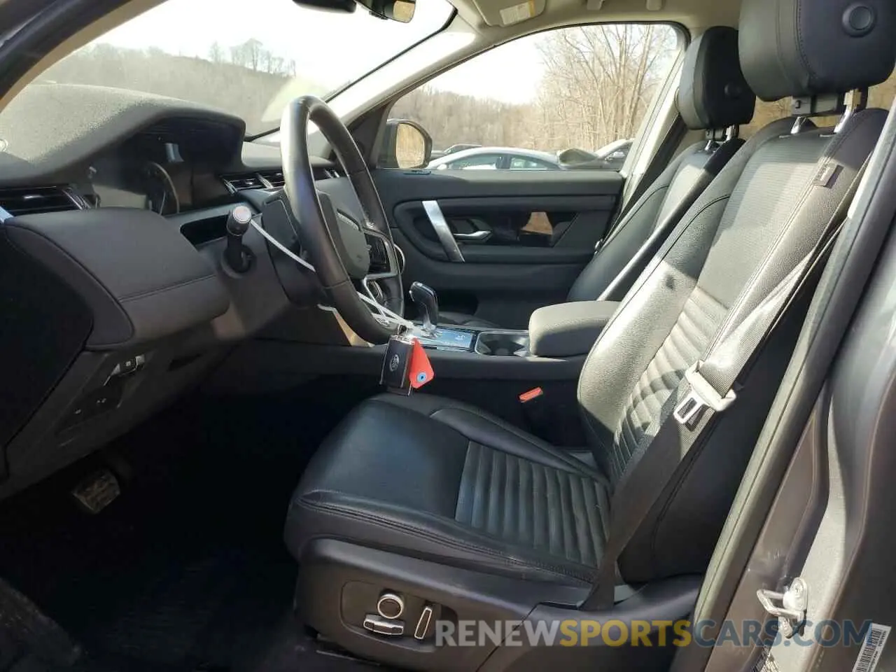 7 fotografías del automóvil dañado SALCJ2FX9NH910869 LAND ROVER DISCOVERY 2022