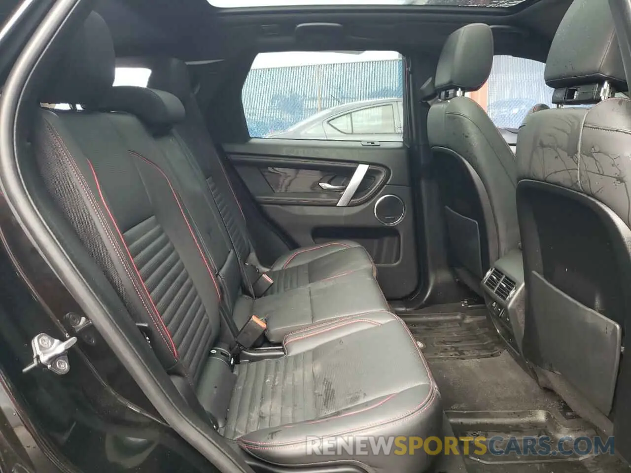 11 fotografías del automóvil dañado SALCL2FX3NH909260 LAND ROVER DISCOVERY 2022