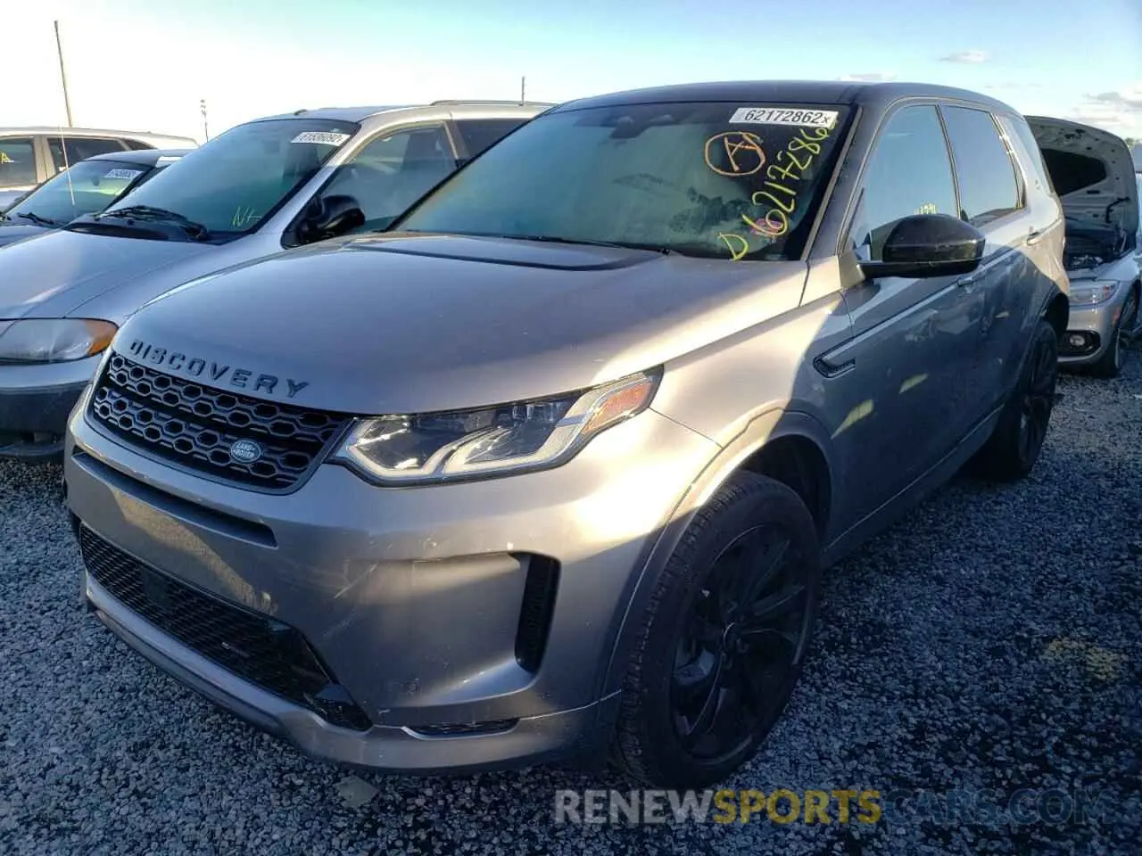 2 fotografías del automóvil dañado SALCL2FX5NH908627 LAND ROVER DISCOVERY 2022