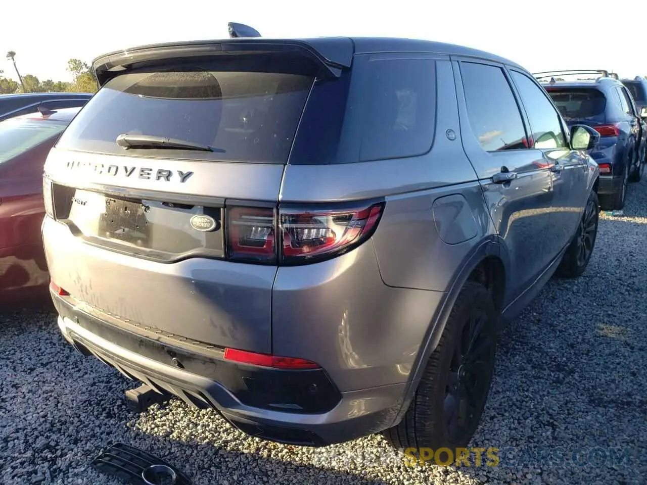 4 fotografías del automóvil dañado SALCL2FX5NH908627 LAND ROVER DISCOVERY 2022