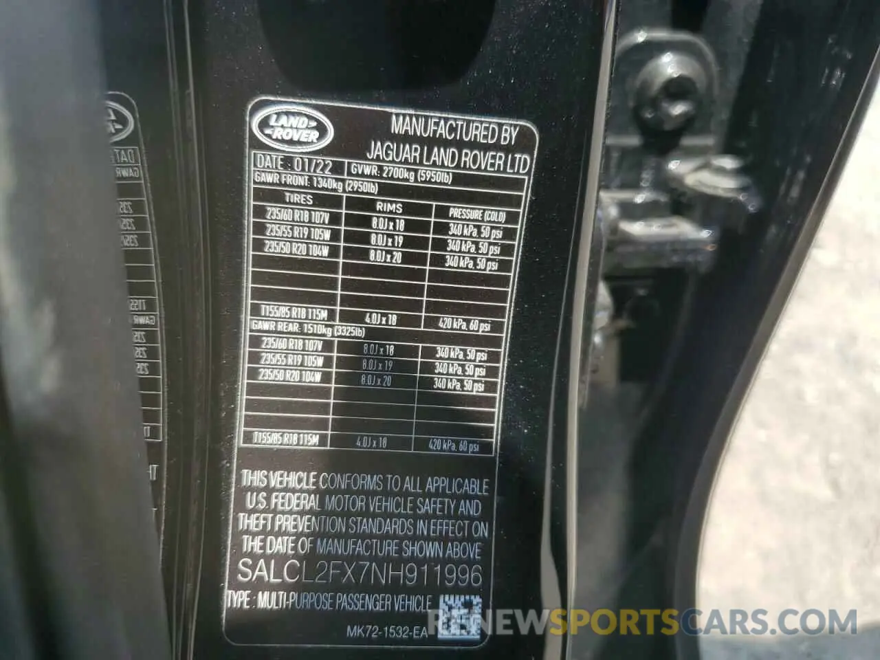 13 fotografías del automóvil dañado SALCL2FX7NH911996 LAND ROVER DISCOVERY 2022
