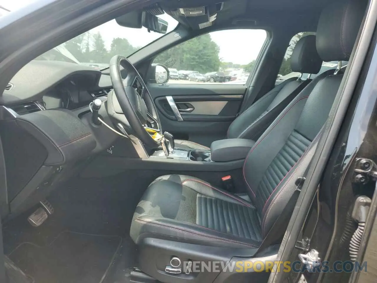 7 fotografías del automóvil dañado SALCL2FX7NH911996 LAND ROVER DISCOVERY 2022