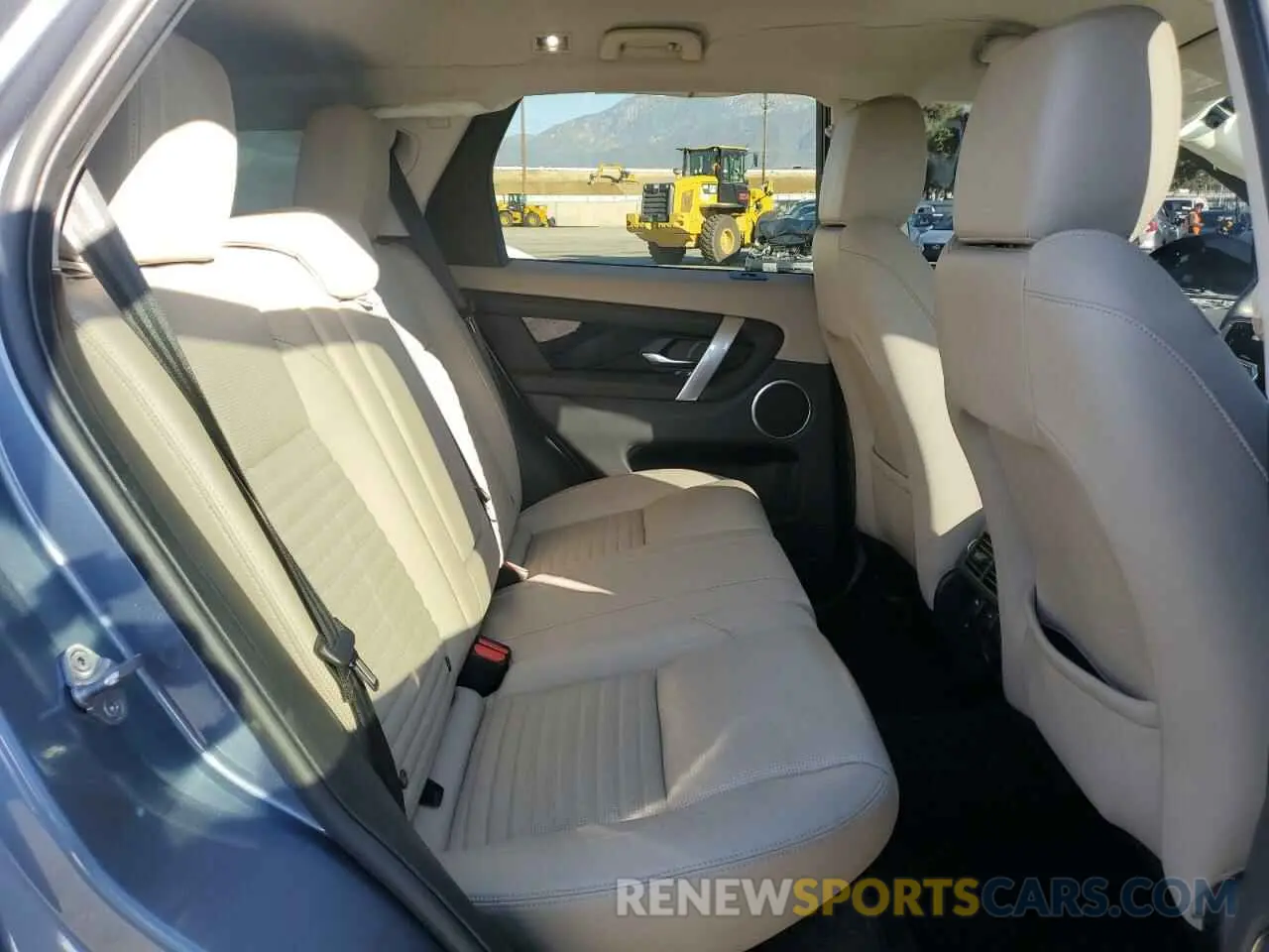 11 fotografías del automóvil dañado SALCJ2FX3PH324123 LAND ROVER DISCOVERY 2023