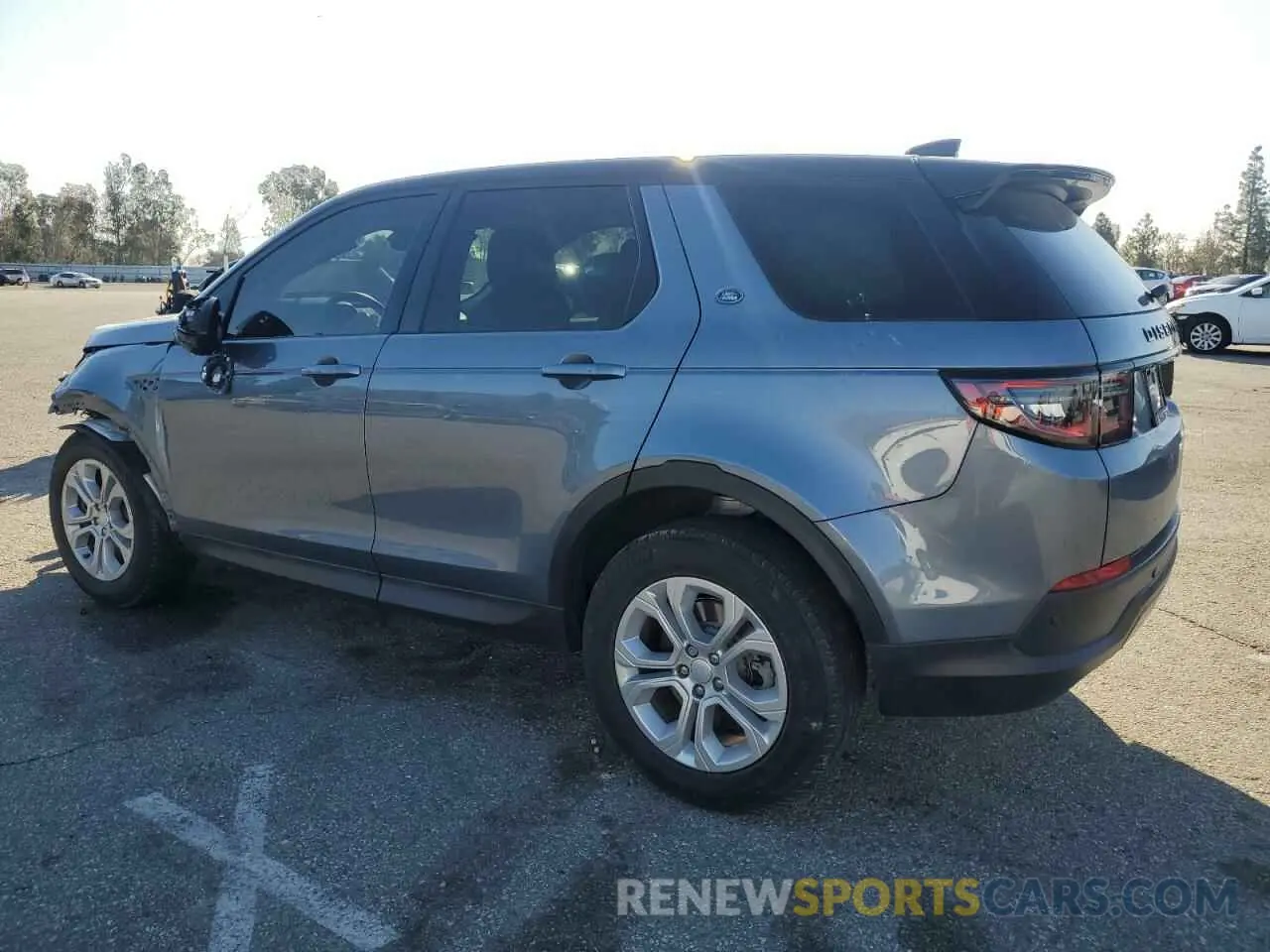 2 fotografías del automóvil dañado SALCJ2FX3PH324123 LAND ROVER DISCOVERY 2023