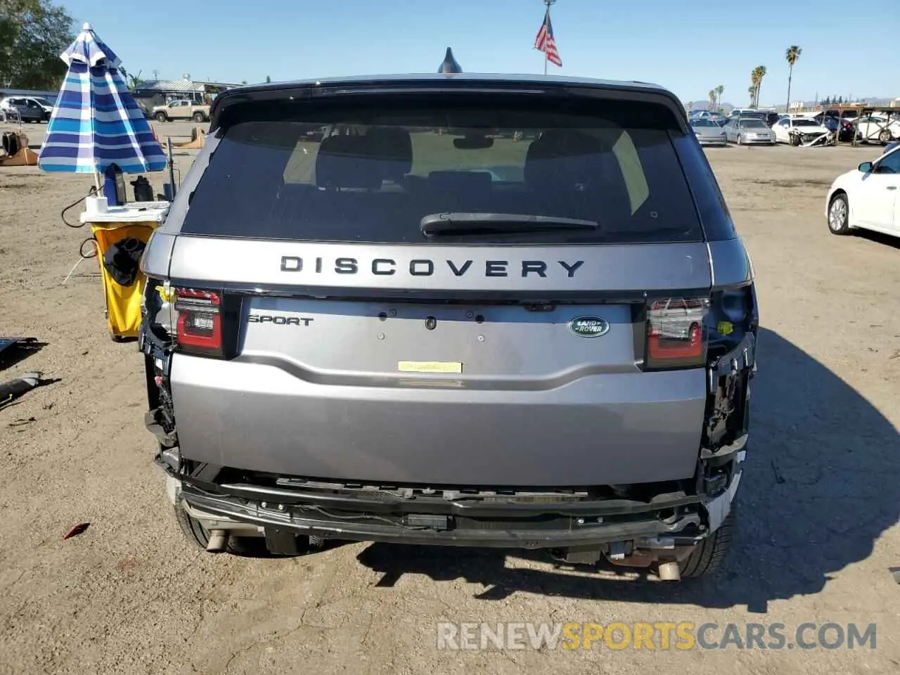 6 fotografías del automóvil dañado SALCJ2FX9PH324420 LAND ROVER DISCOVERY 2023