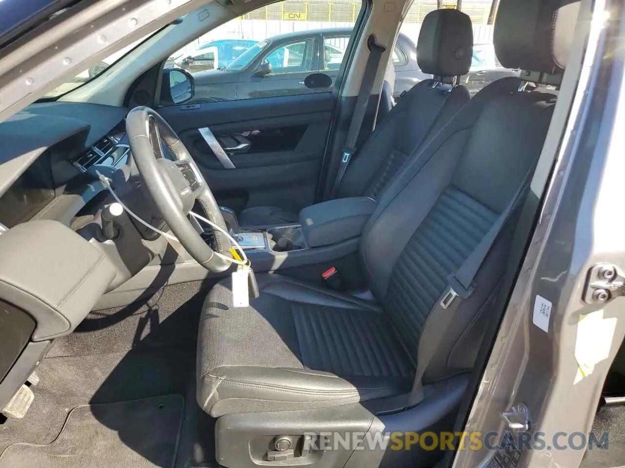 7 fotografías del automóvil dañado SALCJ2FX9PH324420 LAND ROVER DISCOVERY 2023