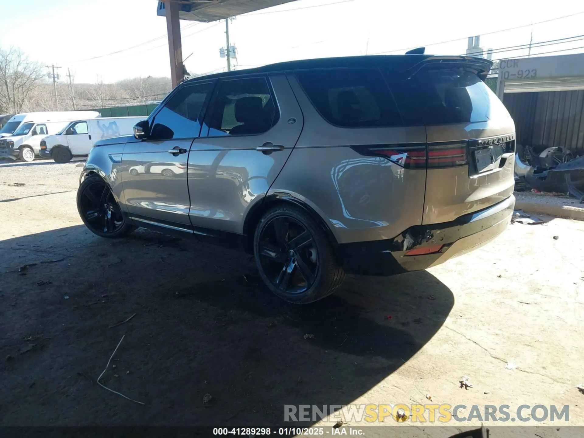 3 fotografías del automóvil dañado SALRM4EU4P2473325 LAND ROVER DISCOVERY 2023