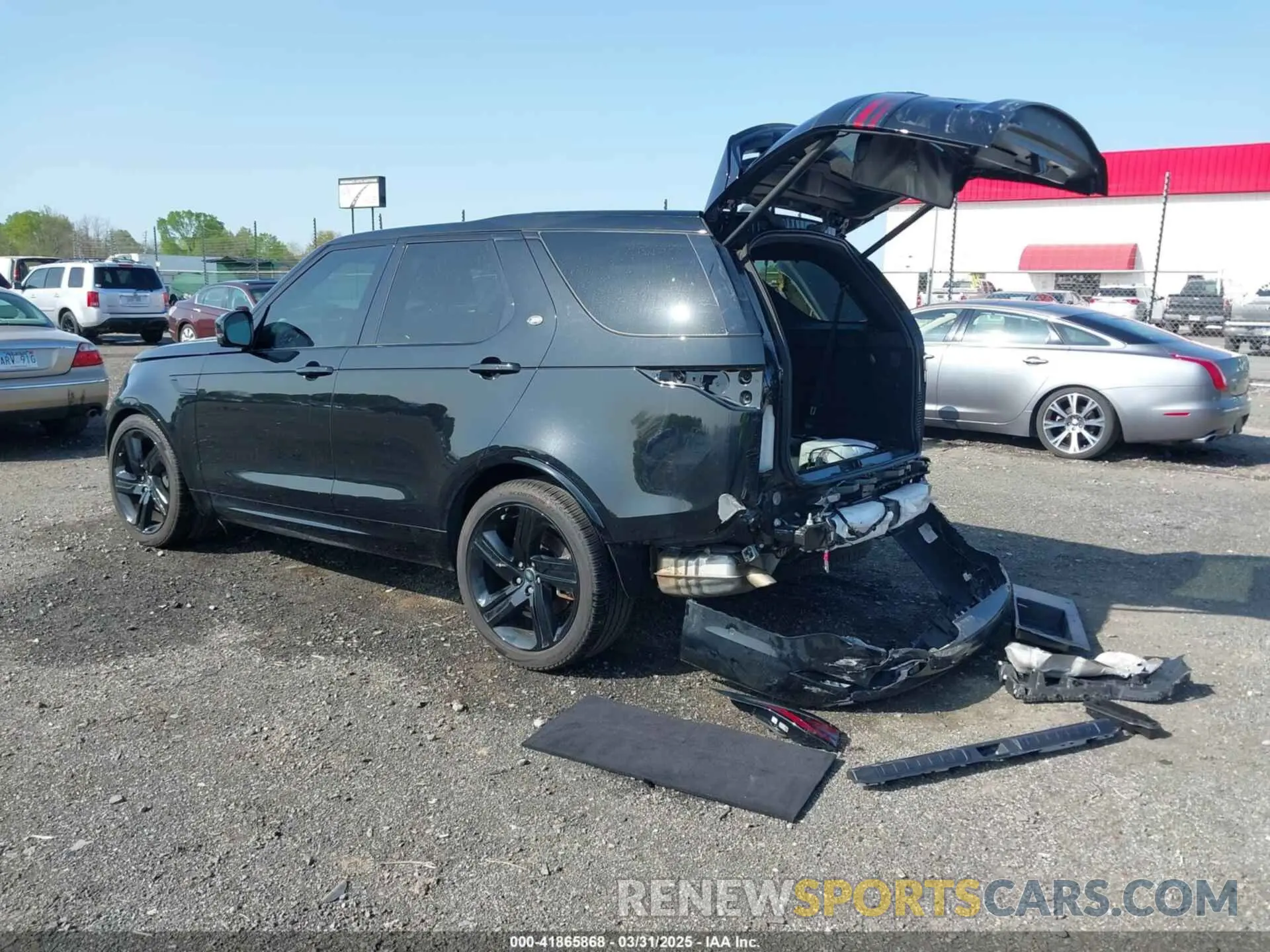 3 fotografías del automóvil dañado SALRT4EU4P2482030 LAND ROVER DISCOVERY 2023