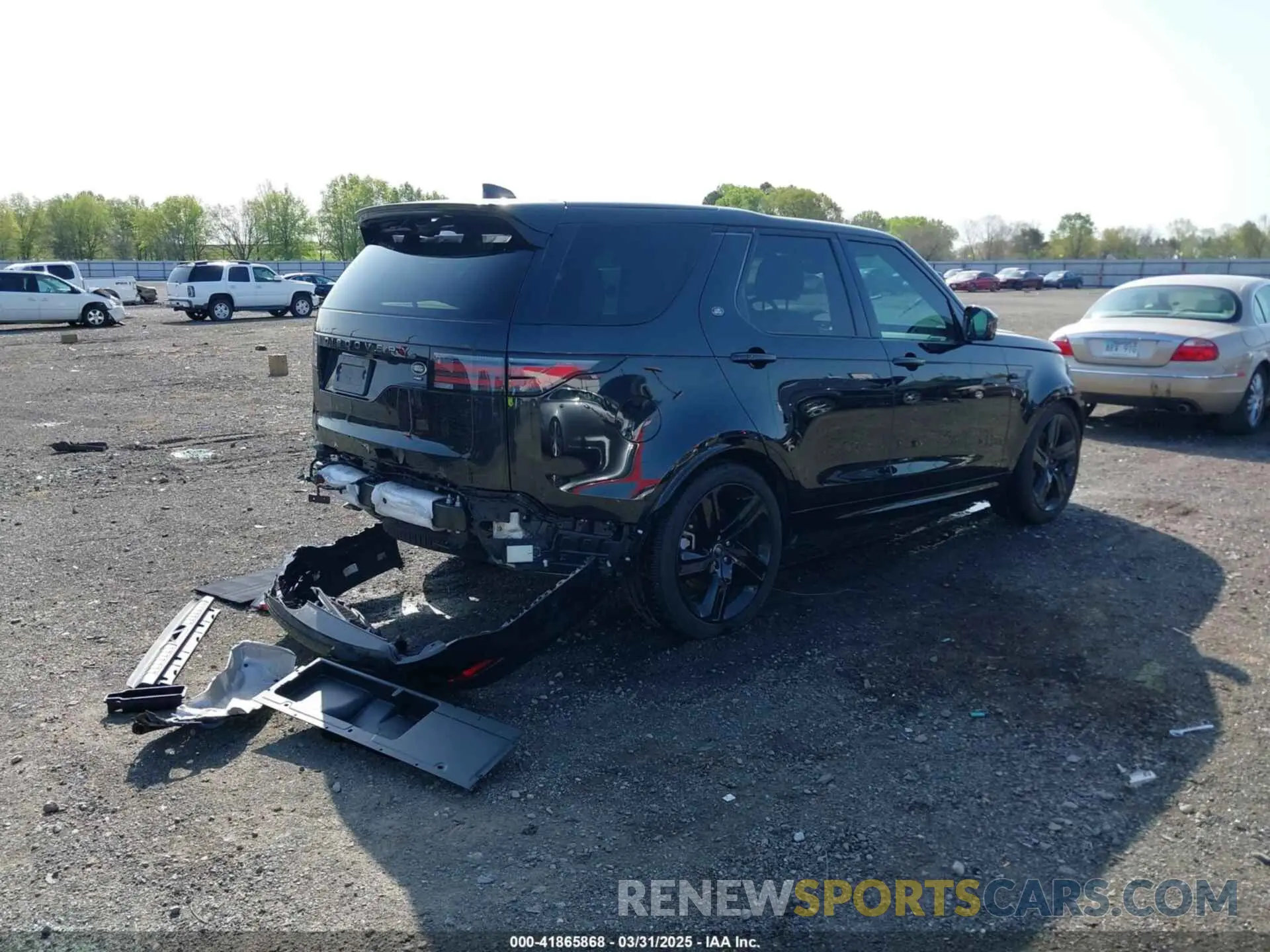 4 fotografías del automóvil dañado SALRT4EU4P2482030 LAND ROVER DISCOVERY 2023