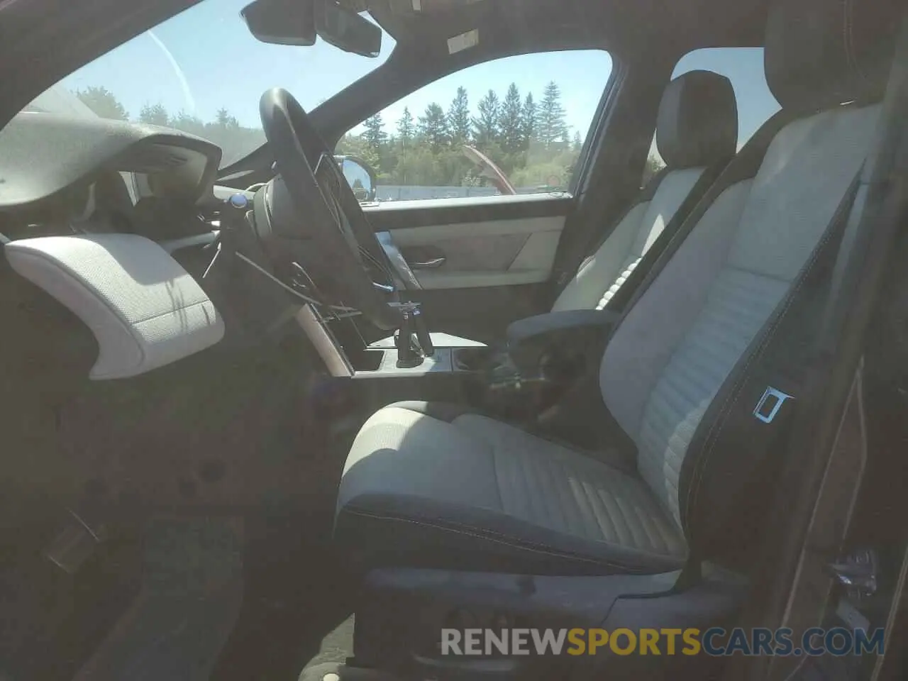 7 fotografías del automóvil dañado SALCL2FX1RH347297 LAND ROVER DISCOVERY 2024