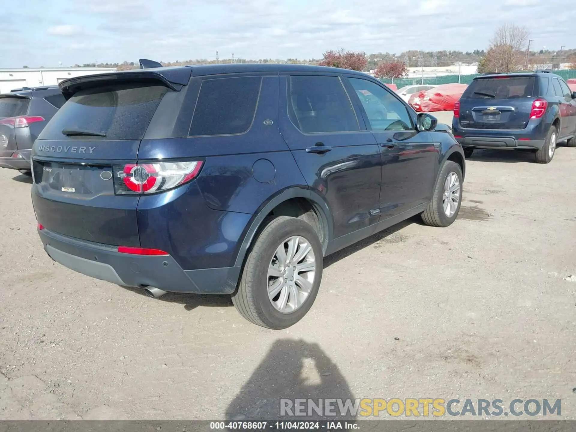 4 fotografías del automóvil dañado SALCP2FX5KH792863 LAND ROVER DISCOVERY SPORT 2019