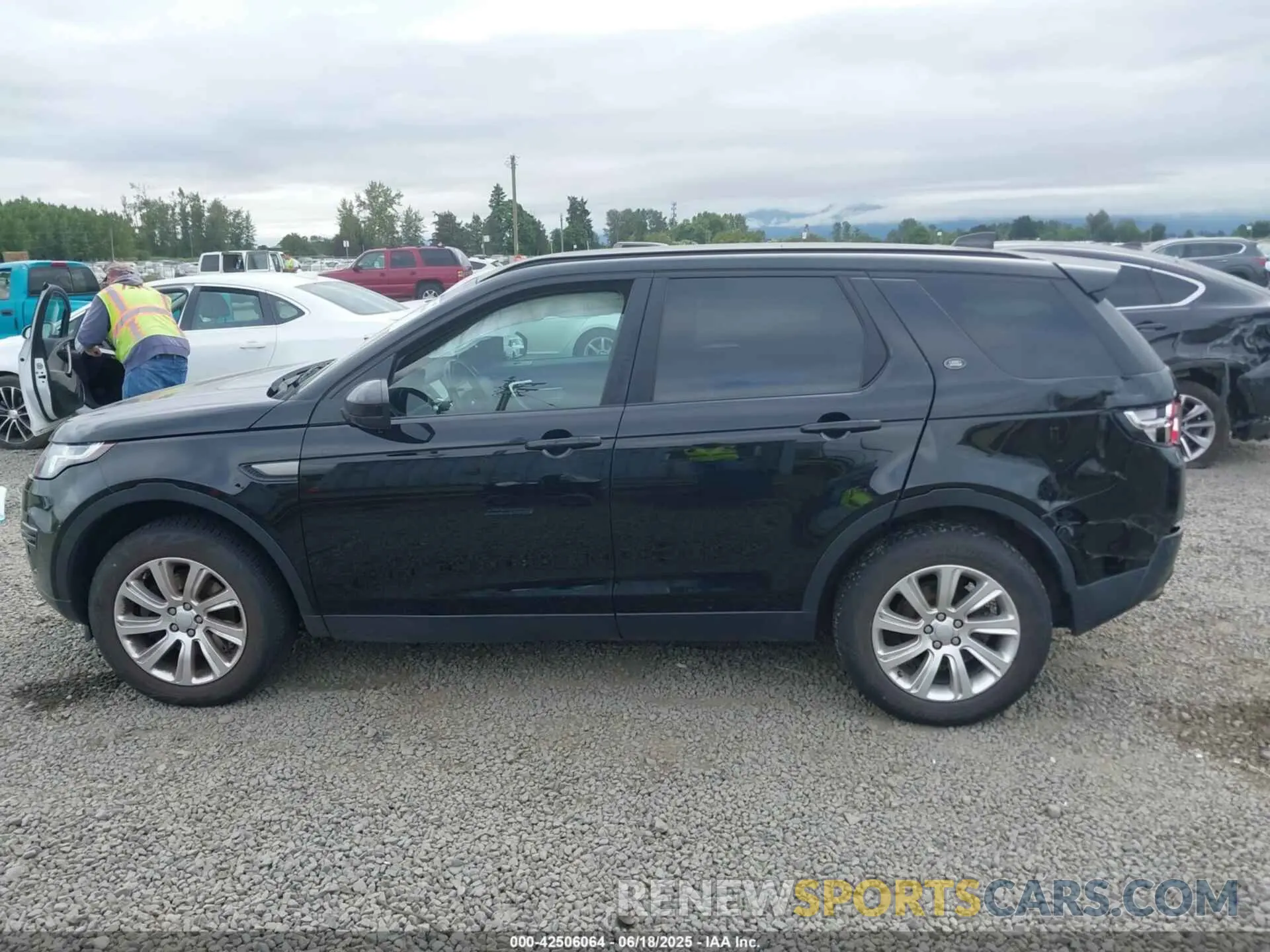 15 fotografías del automóvil dañado SALCP2FX7KH811591 LAND ROVER DISCOVERY SPORT 2019