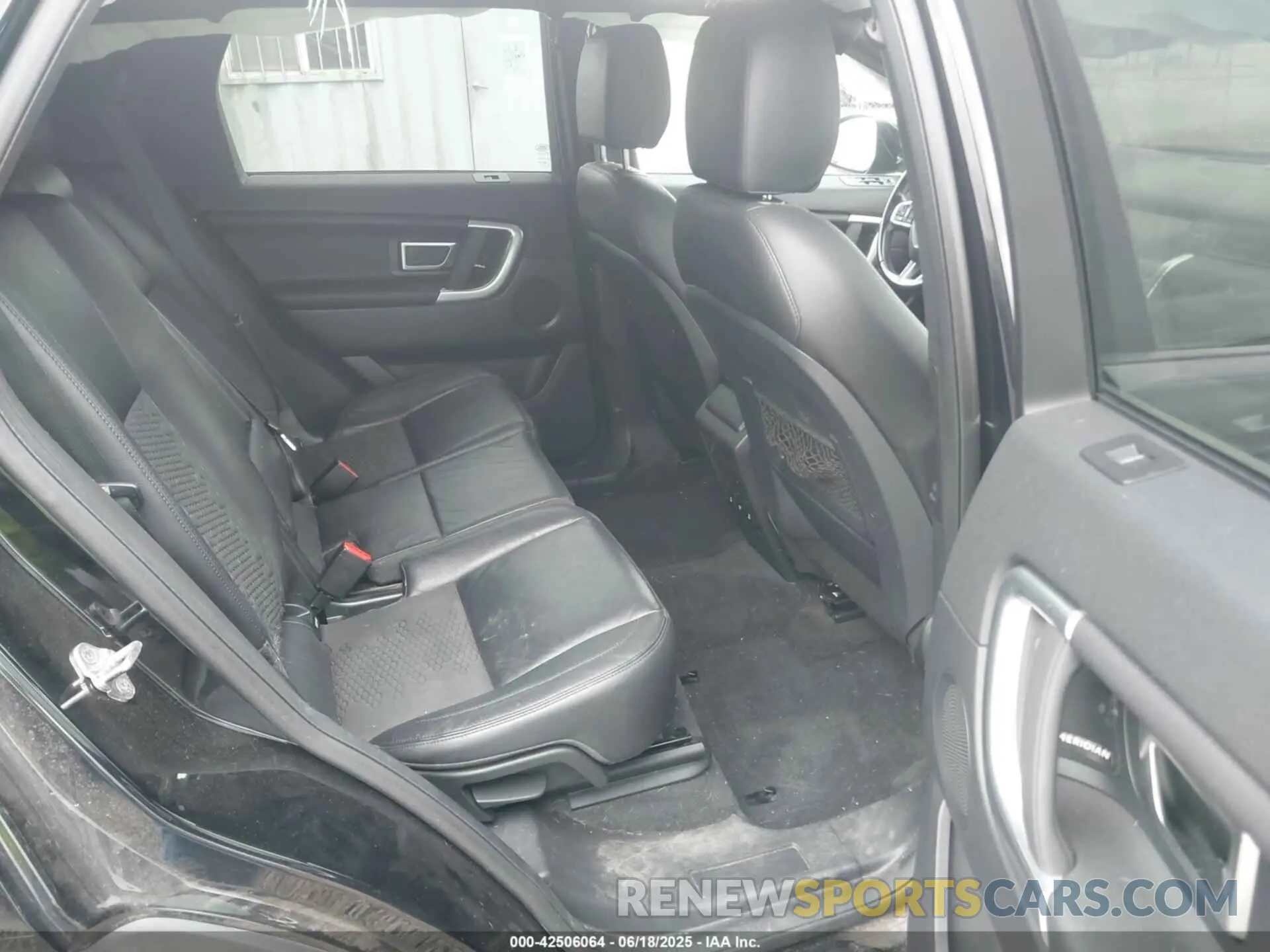 8 fotografías del automóvil dañado SALCP2FX7KH811591 LAND ROVER DISCOVERY SPORT 2019