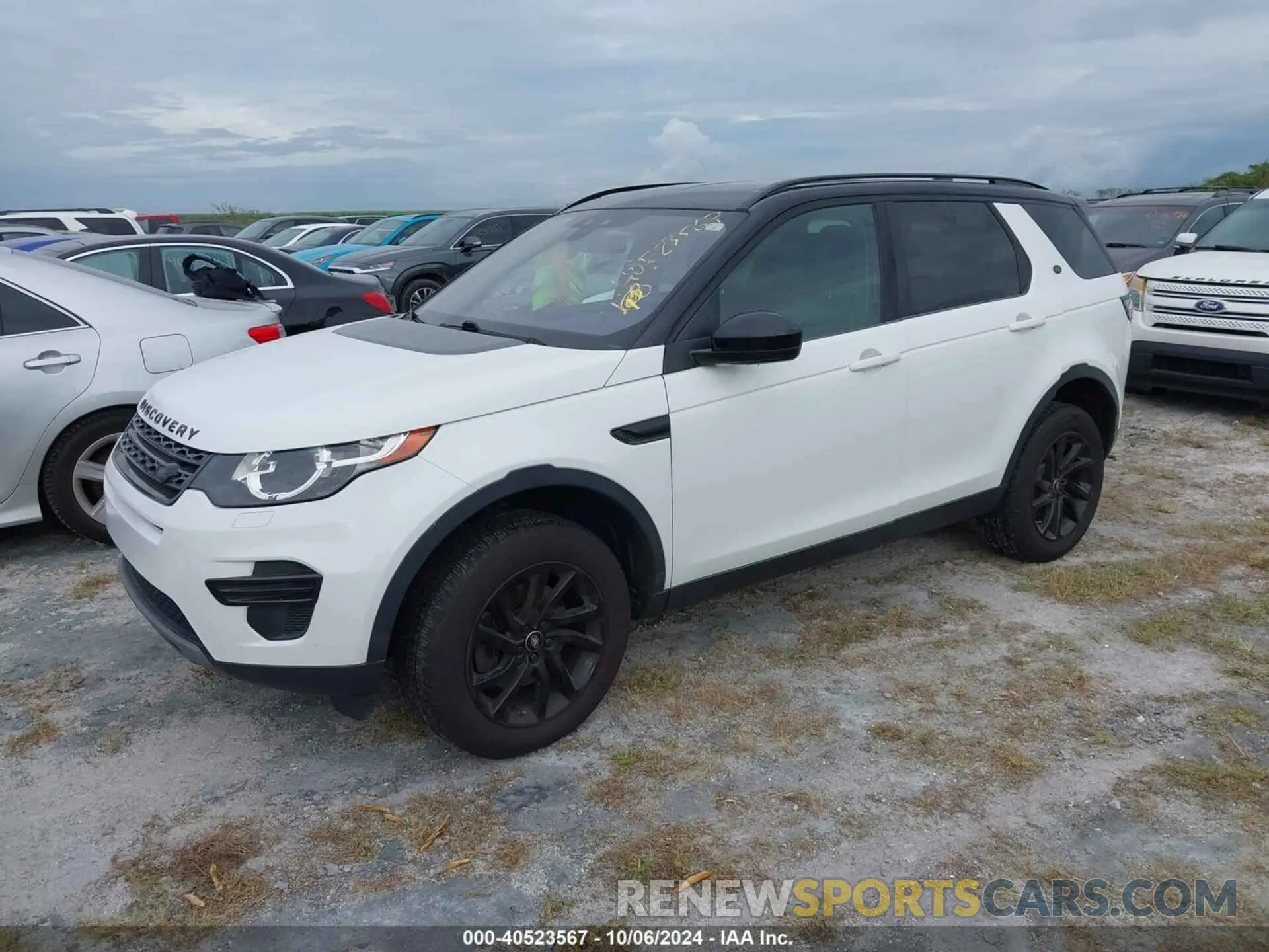 2 fotografías del automóvil dañado SALCP2FX9KH826948 LAND ROVER DISCOVERY SPORT 2019