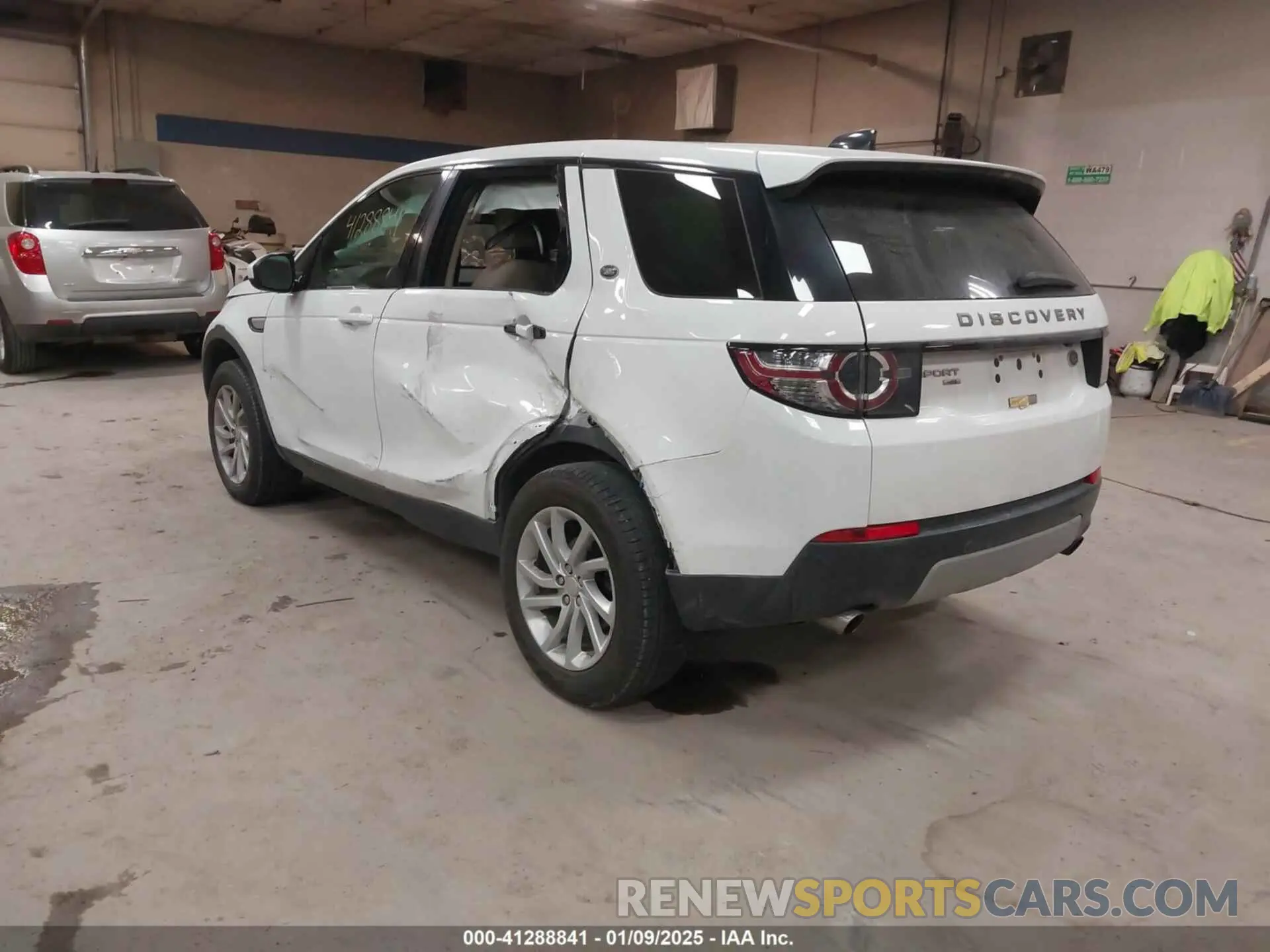 3 fotografías del automóvil dañado SALCR2FX0KH786141 LAND ROVER DISCOVERY SPORT 2019