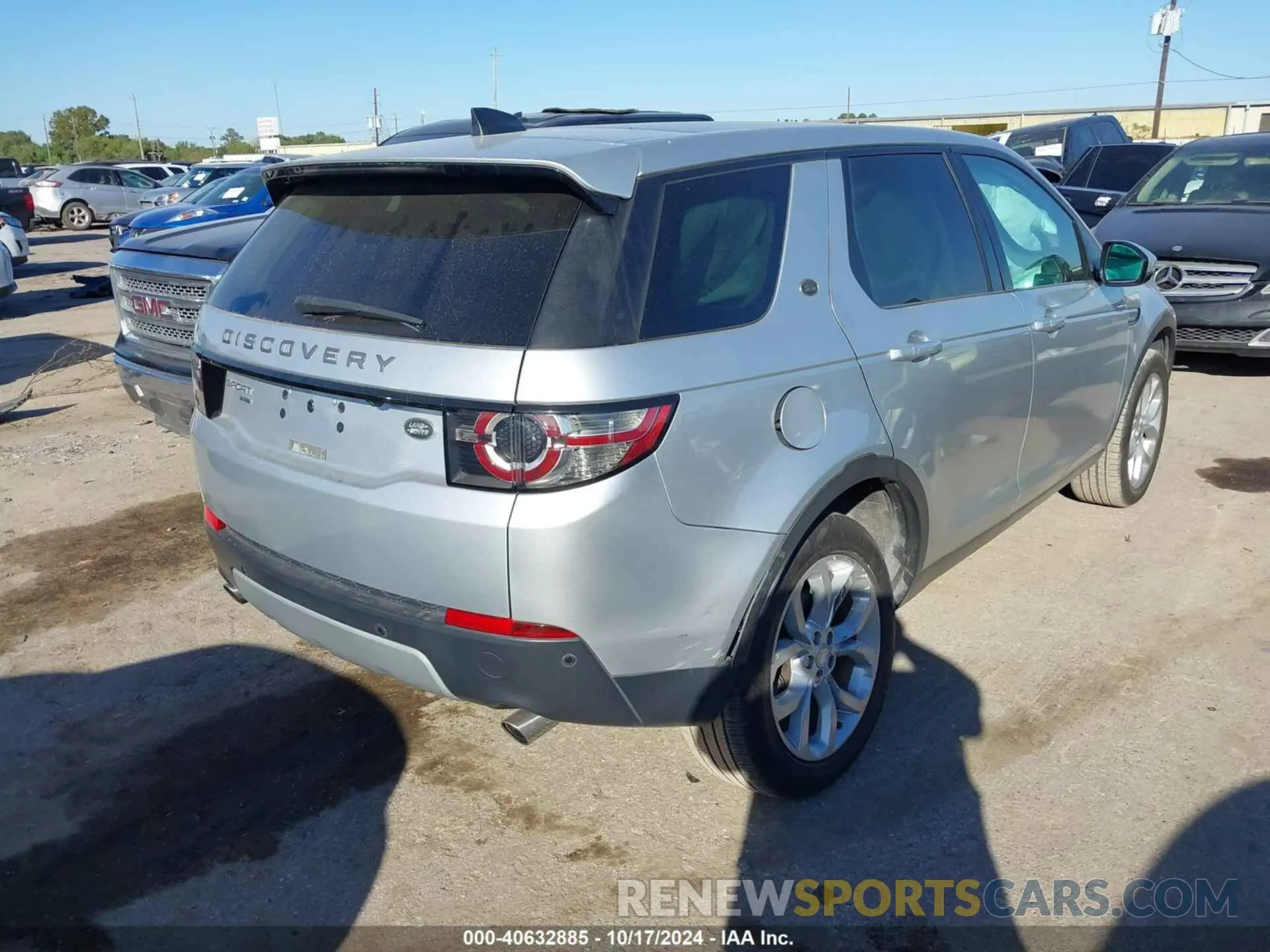 4 fotografías del automóvil dañado SALCR2FX1KH810818 LAND ROVER DISCOVERY SPORT 2019