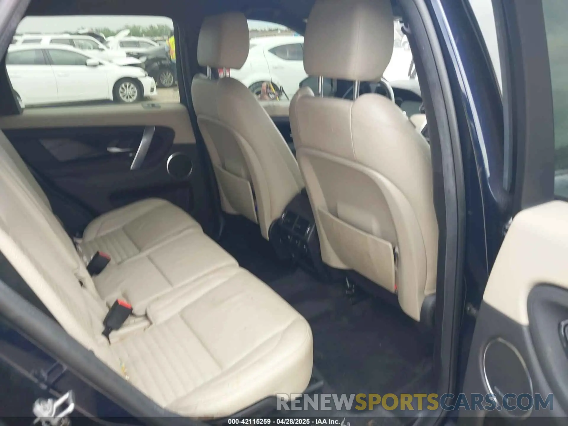 8 fotografías del automóvil dañado SALCK2FX5LH843648 LAND ROVER DISCOVERY SPORT 2020